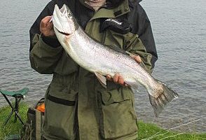 Tony Machin 7lb Rainbow.JPG